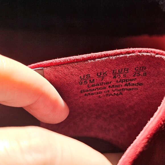 NWOT Franco Sarto Tana Suede Red Heels - Size 9.5 - Picture 14 of 14